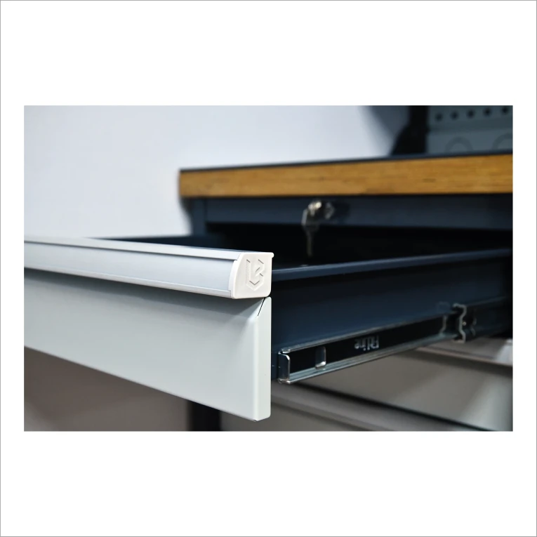 Верстак FBK 205.46.4-1 купить в Туле