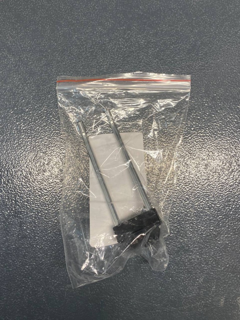 Крючок двойной 100 мм купить в Туле