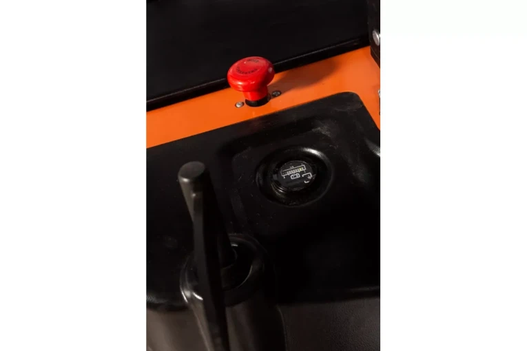 Штабелер электрический самоходный 1,6 т - 4,6 м Вилы: 1150 , АКБ Свинцово - кислотная, CL1646GP SIBLINE купить в Туле